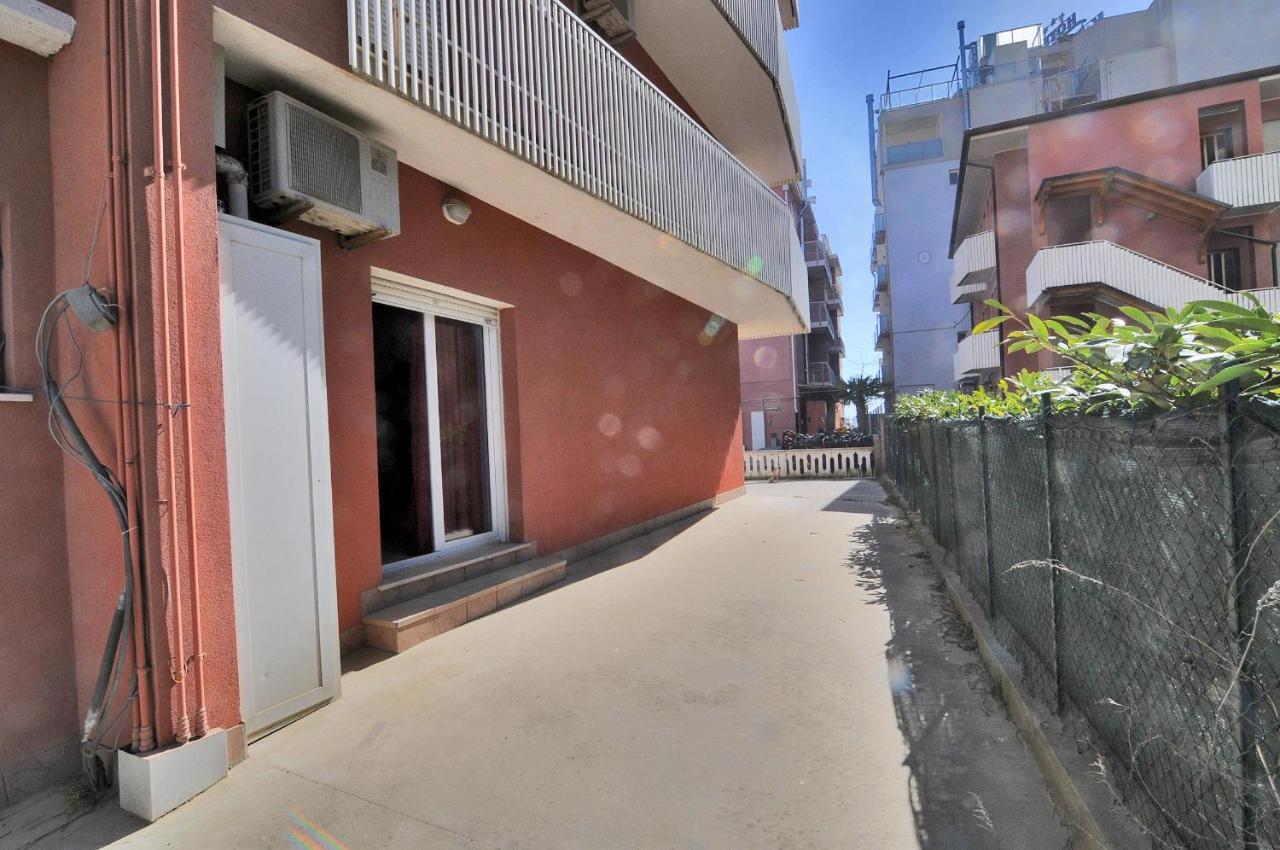 Apartmán Milan Caorle Exteriér fotografie
